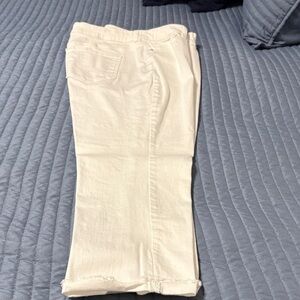 Maurice’s white jeans, sz 20